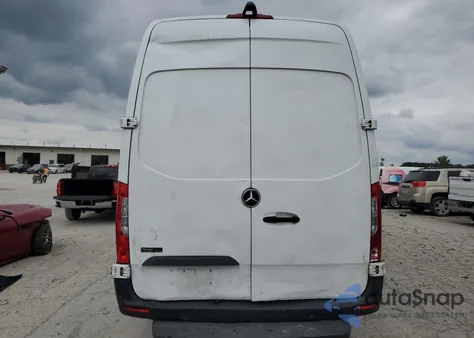 2021 Mercedes-Benz Sprinter 2500 z USA, uszkodzony, nr VIN W1Y40CHY5MT062149